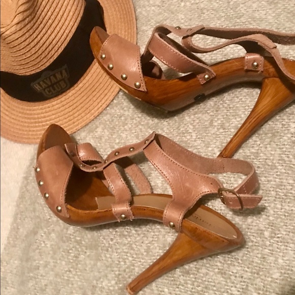 Charles David Shoes - Charles David made in 🇮🇹 Italy straps stiletto